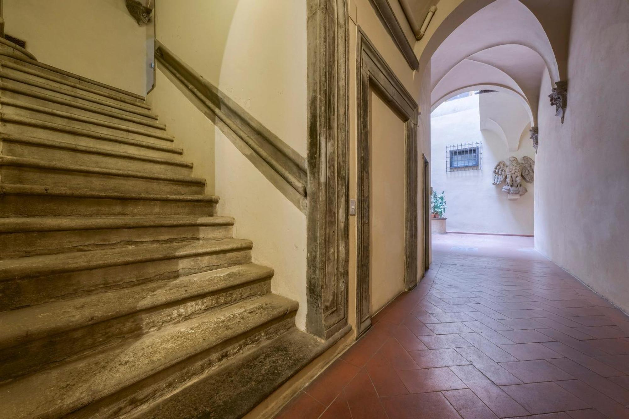 La Casa Di Dante Alighieri Apartment Firenze Bagian luar foto