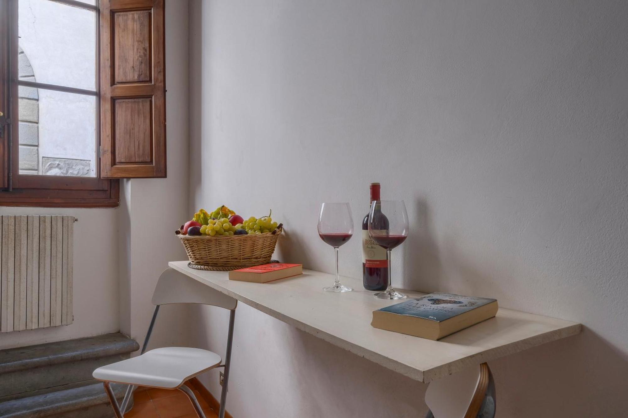 La Casa Di Dante Alighieri Apartment Firenze Bagian luar foto