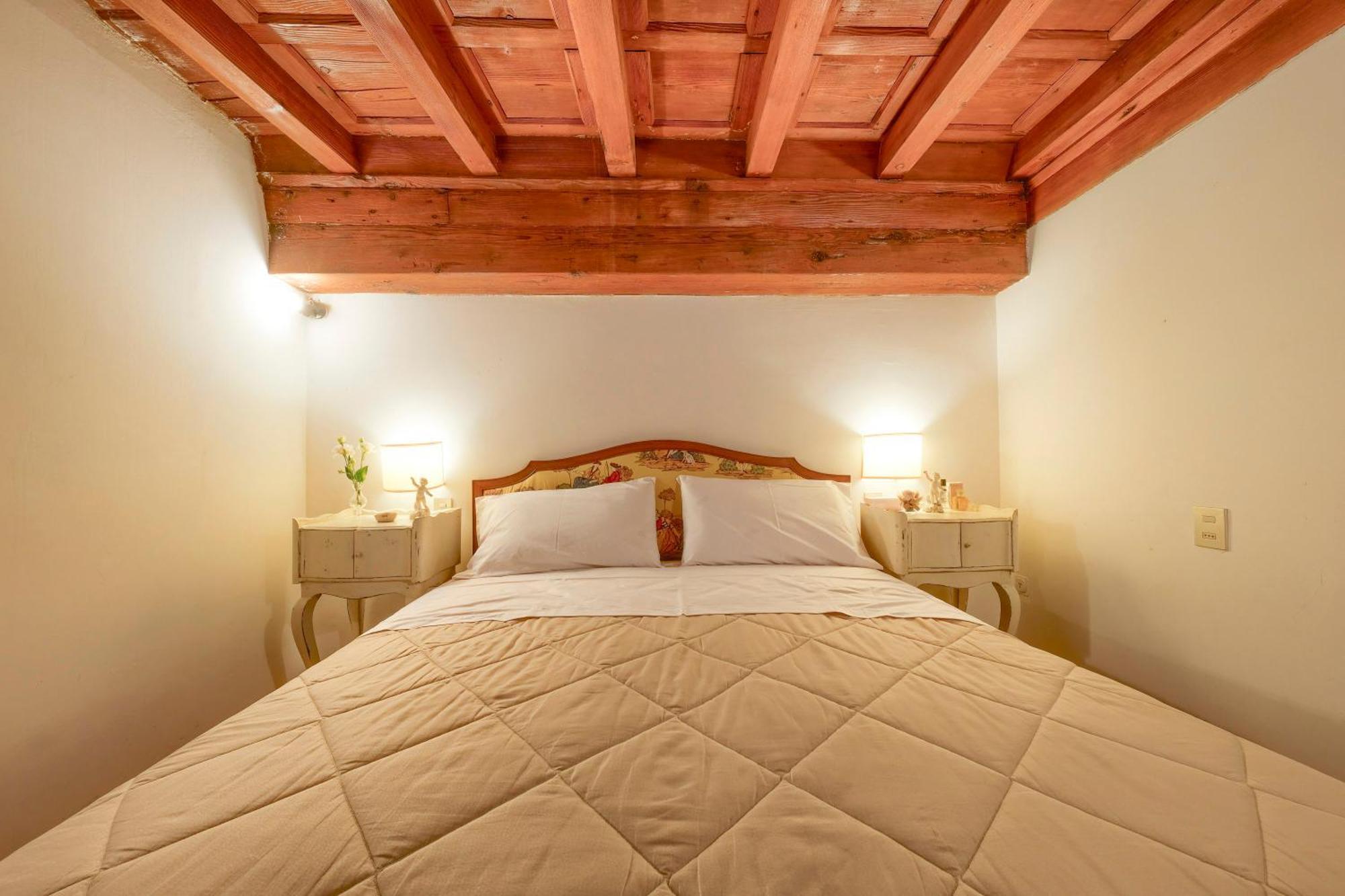 La Casa Di Dante Alighieri Apartment Firenze Bagian luar foto