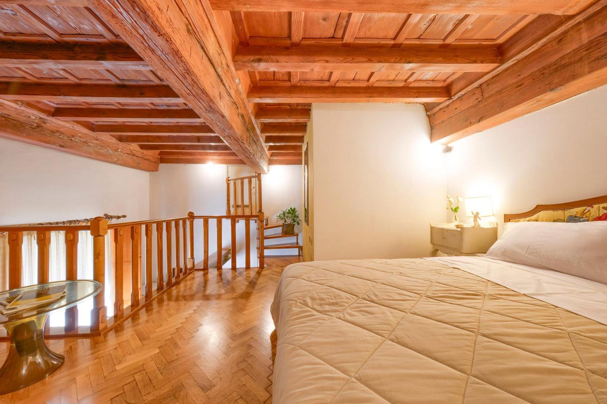 La Casa Di Dante Alighieri Apartment Firenze Bagian luar foto