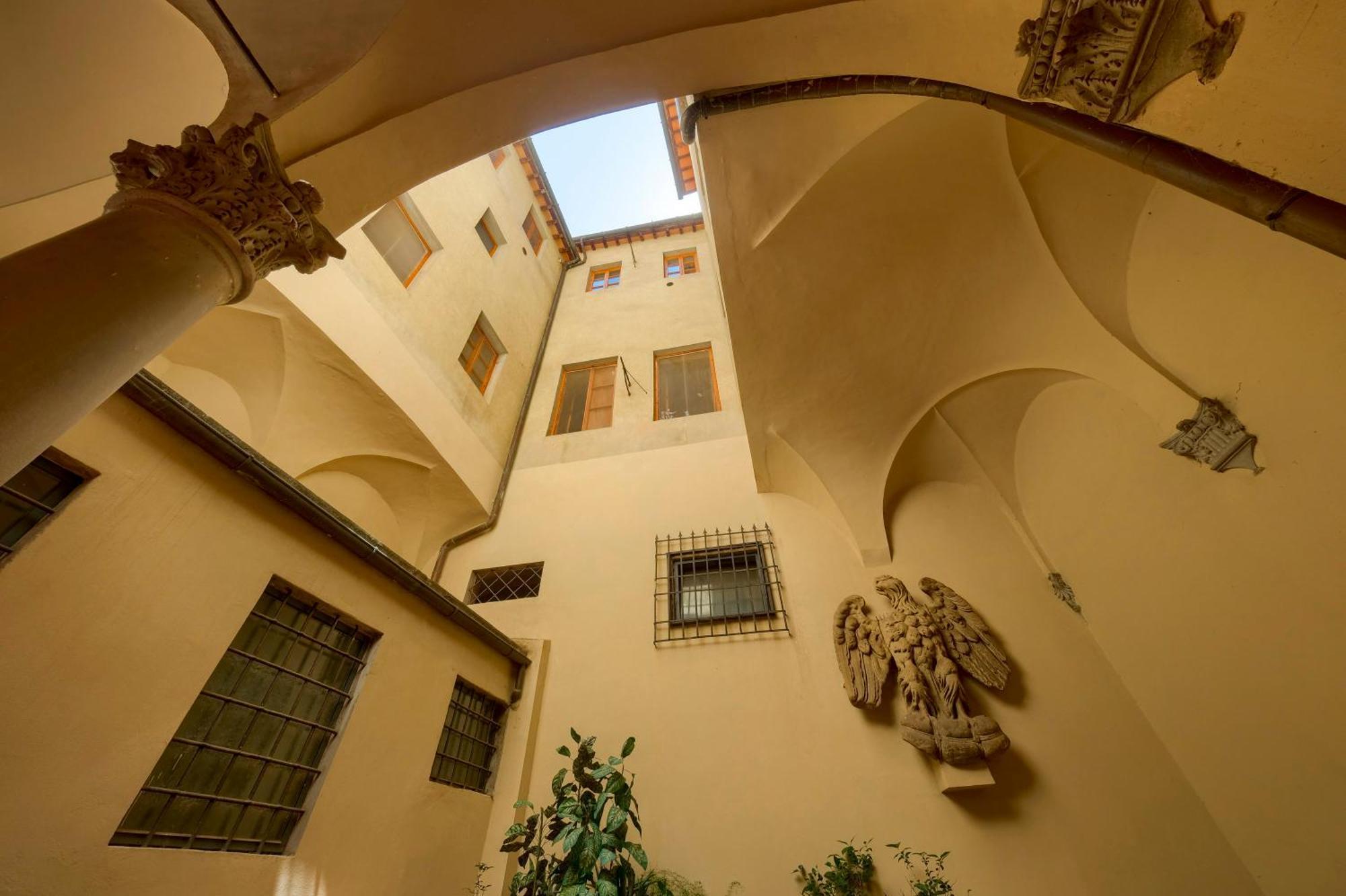 La Casa Di Dante Alighieri Apartment Firenze Bagian luar foto