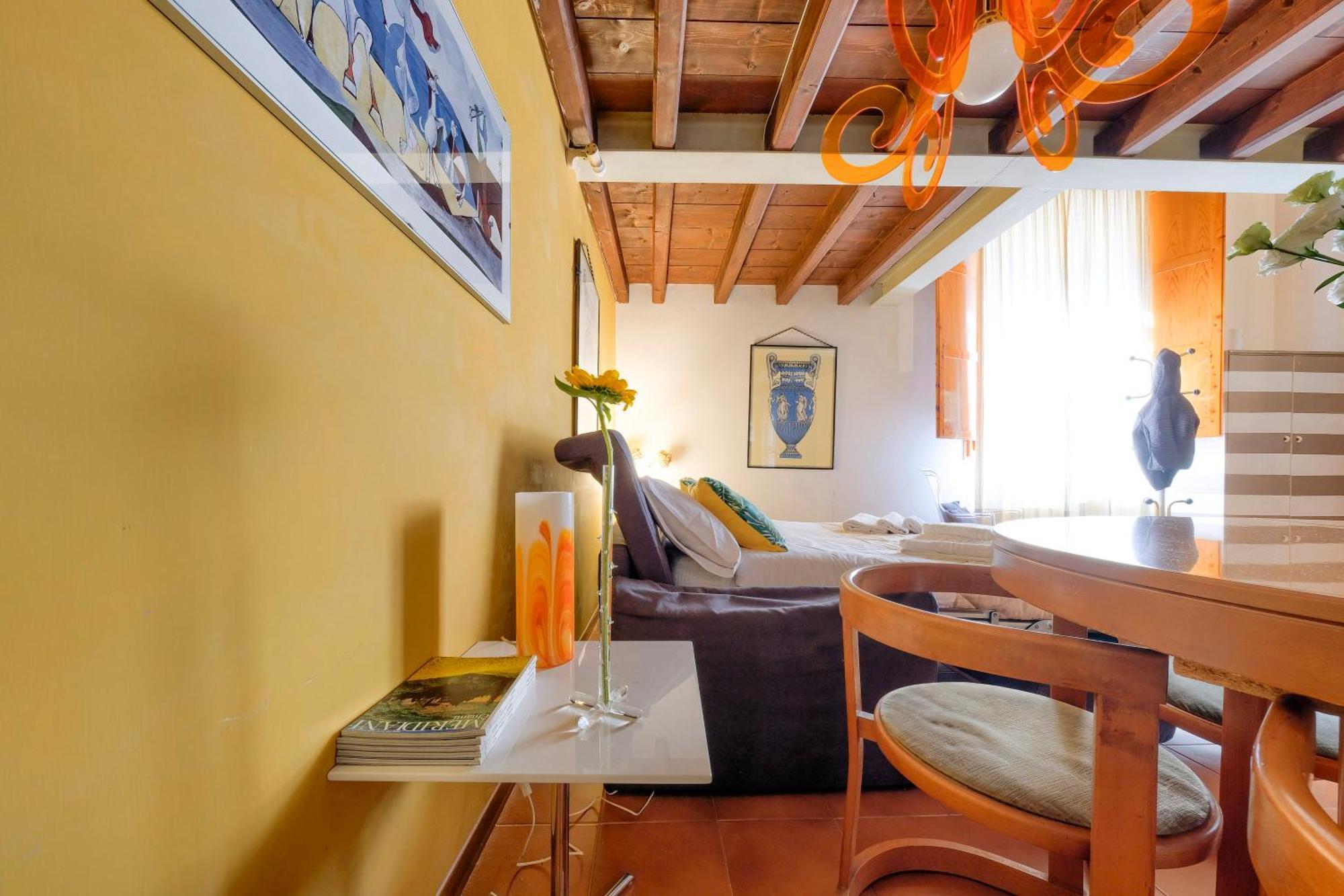 La Casa Di Dante Alighieri Apartment Firenze Bagian luar foto