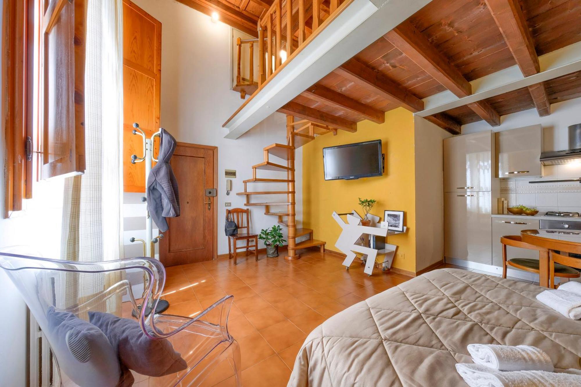 La Casa Di Dante Alighieri Apartment Firenze Bagian luar foto